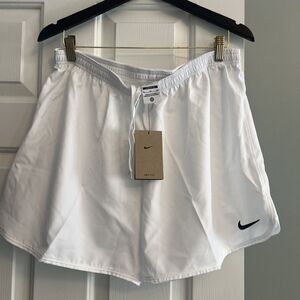 NWT Nike Women's Dri-FIT NCAA college soccer team-issued Soccer Shorts White XL